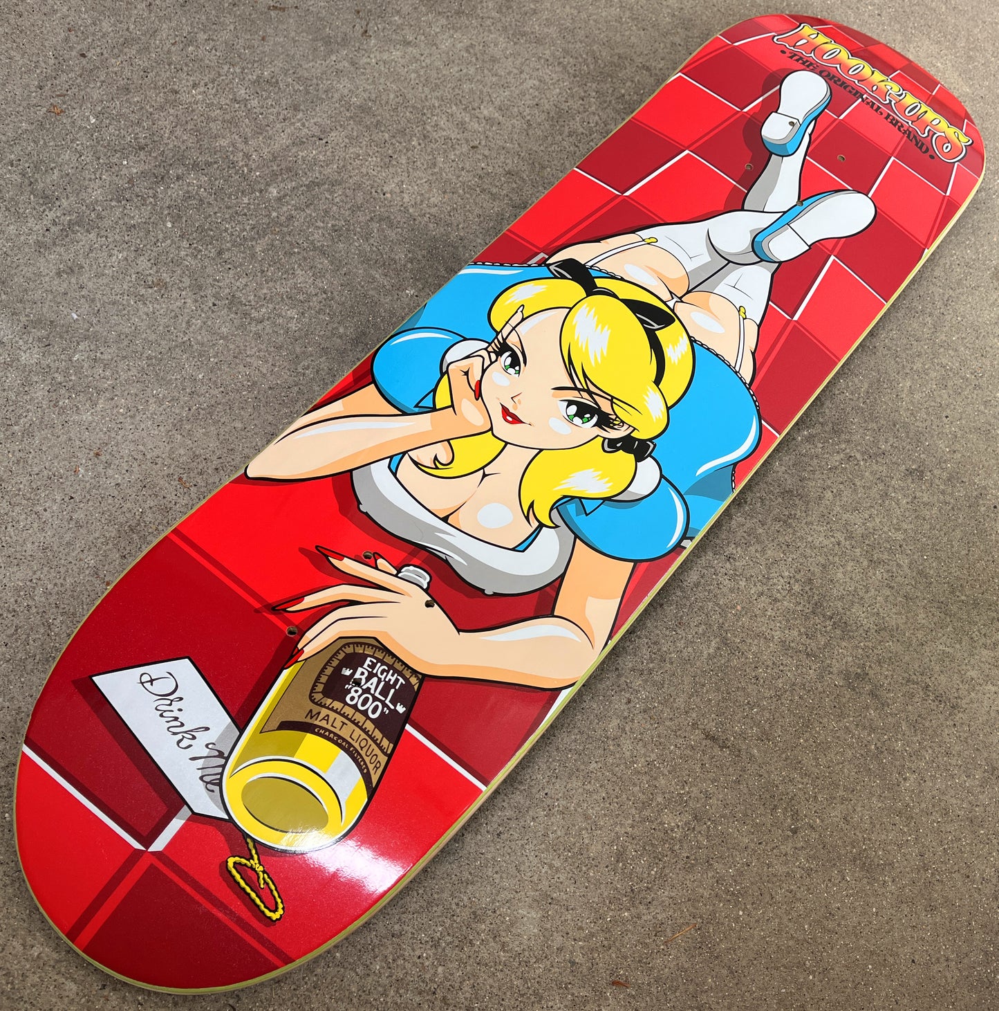 8-Ball Alice - 8.5 X 32.25