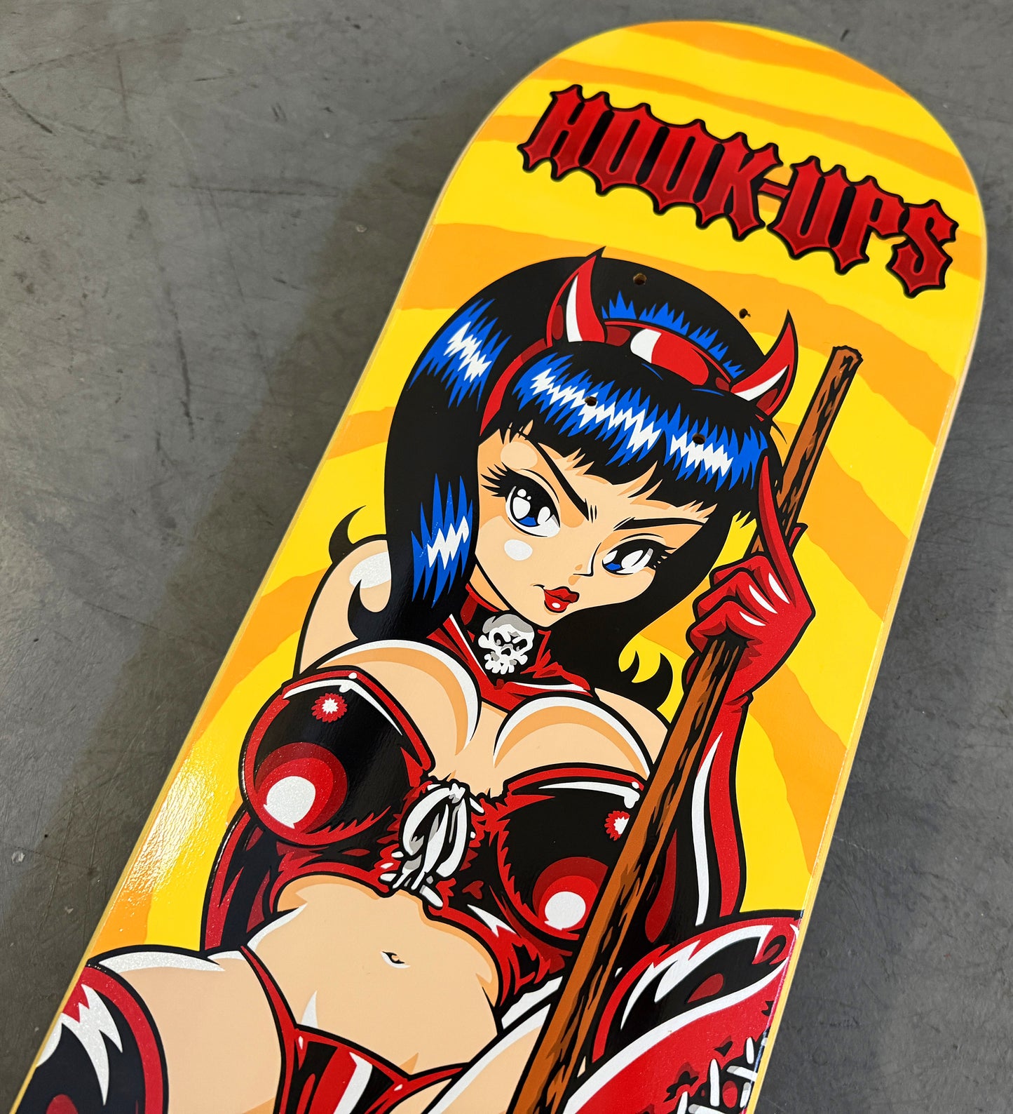 Devil Queen - 8.25 X 32.25