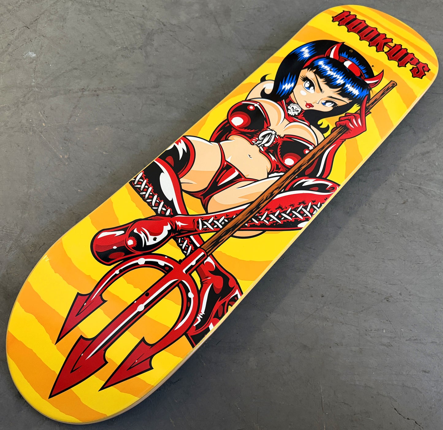 Devil Queen - 8.25 X 32.25