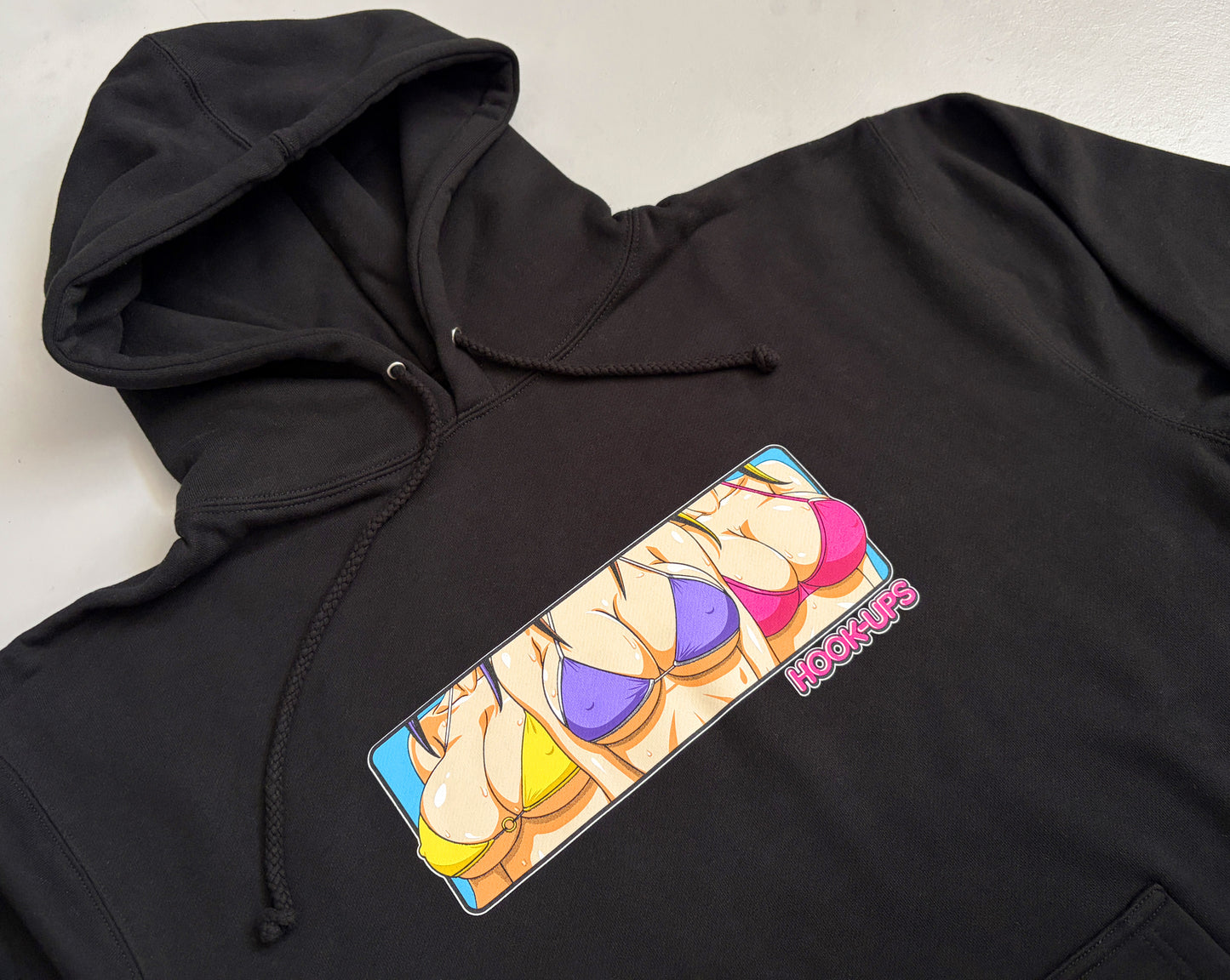 3 Girls HEAVYWEIGHT HOODED SWEATSHIRT - BLACK