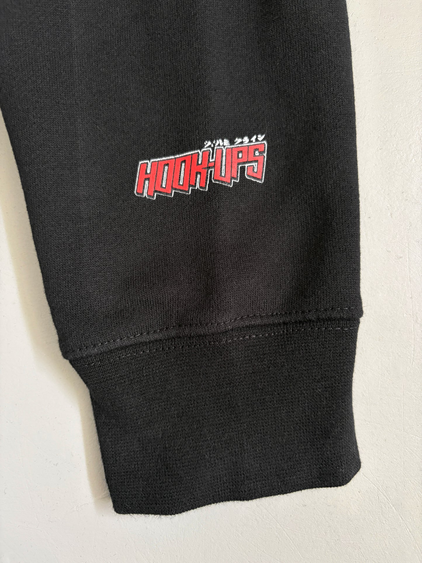 Machine Gun Girl HEAVYWEIGHT HOODED SWEATSHIRT - BLACK